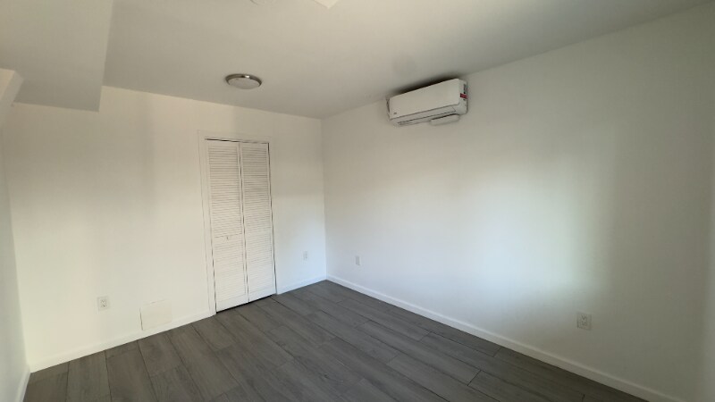 Foto del edificio - 11604 Sylvan St