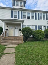 Building Photo - 102 Thomaston St