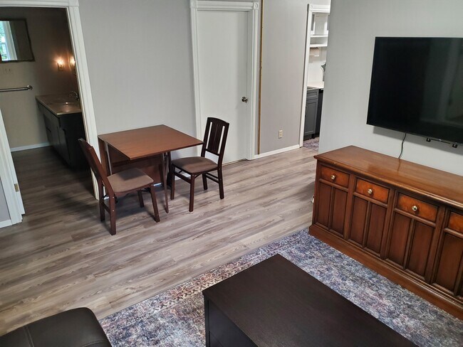 Foto del edificio - 16057 NE 6th St