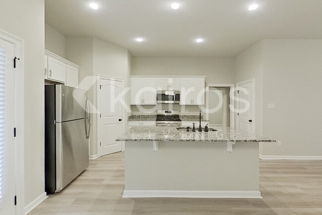 Building Photo - 105 Alpine Meadows Ln