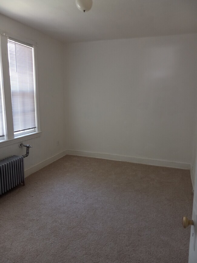 Foto del edificio - 225 35th St NE