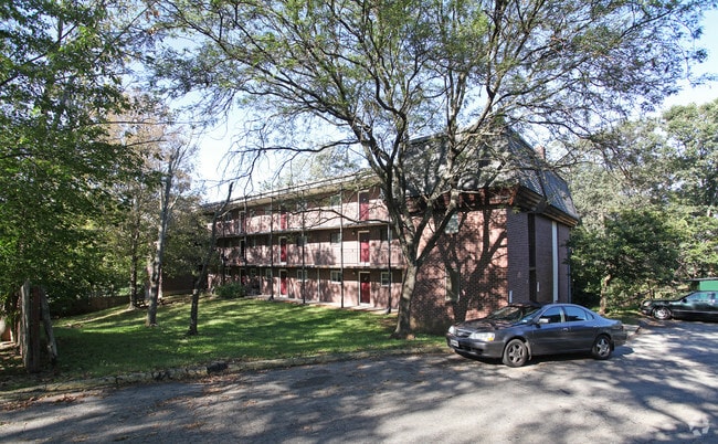 Building Photo - Cedar Glen Apartments