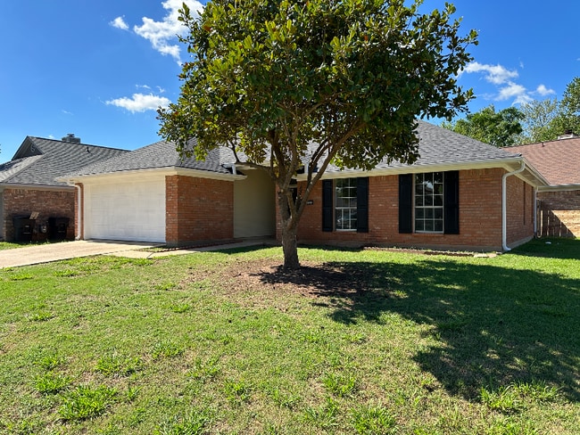Building Photo - 3324 Danbury Ct