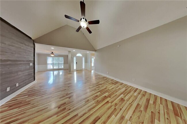 Building Photo - 566 Wine Cluster Ct