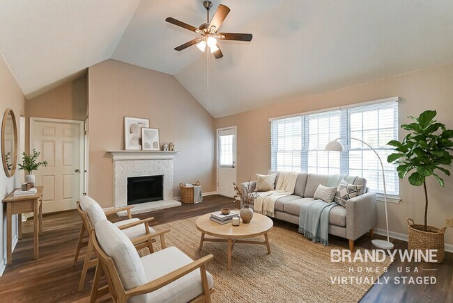 Foto del edificio - 7800 Lowrance Rd