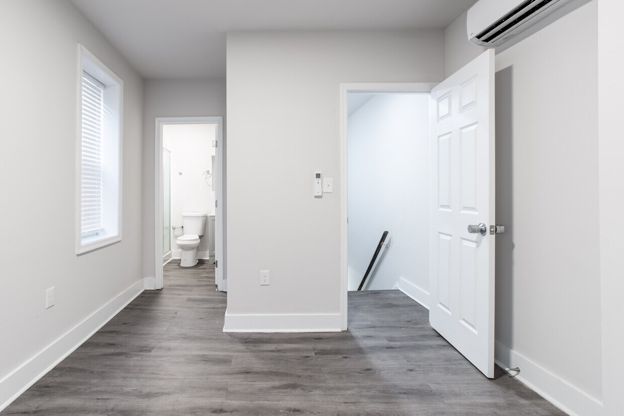 Foto principal - 2522 N Chadwick St