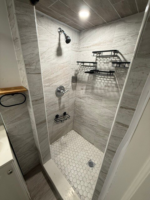 Building Photo - 164 Beach St