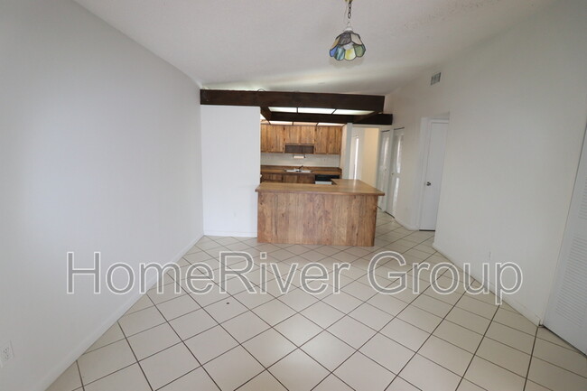 Foto del edificio - 10620 SW 73rd Terrace