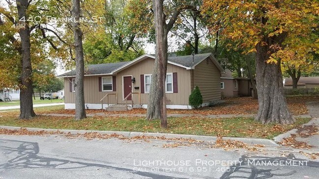 Building Photo - Four Bedroom Home in Muskegon