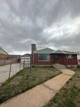 Building Photo - 171 W 350 N