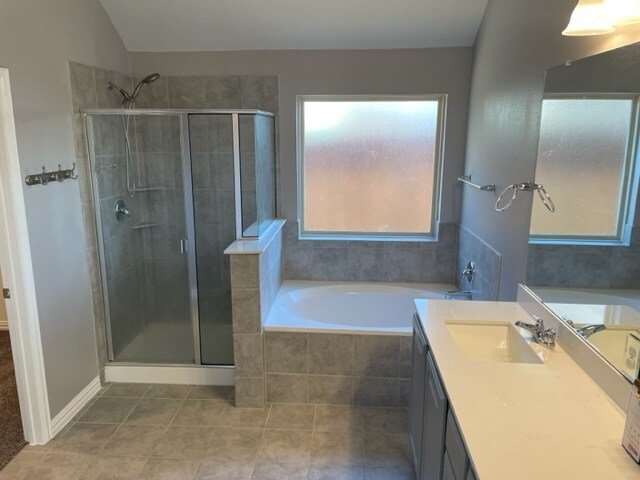 Building Photo - 2524 Solomons Pl
