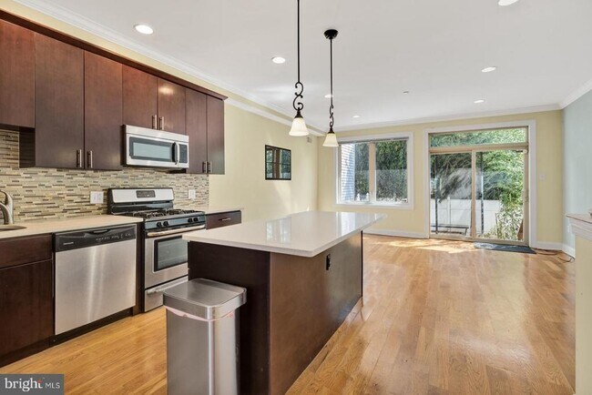 Foto del edificio - 725 N 20th St