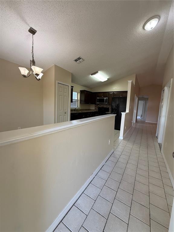 Foto del edificio - 776 Wolf Creek Ct