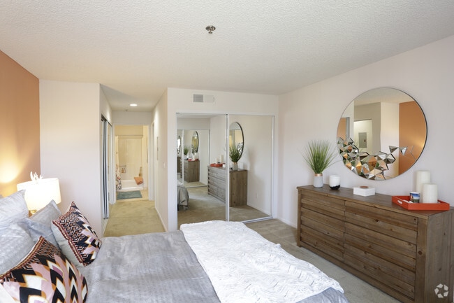 Interior Photo - La Regencia Apartments Interior Photo - La Regencia Apartments