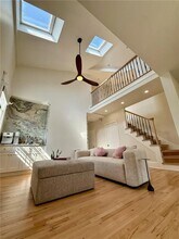 Building Photo - 75 Pelham St