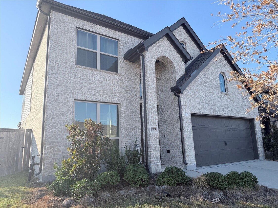 Foto principal - 10503 Shining Dawn Wy