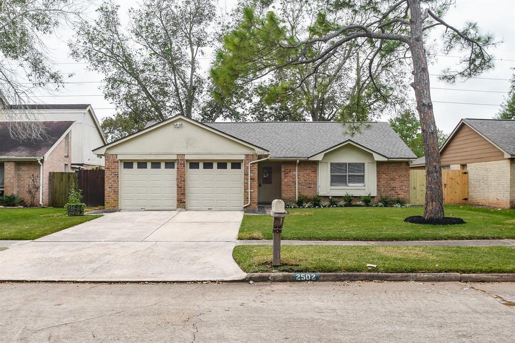 2502 Long Reach Dr, Sugar Land, TX 77478 House for Rent in Sugar Land