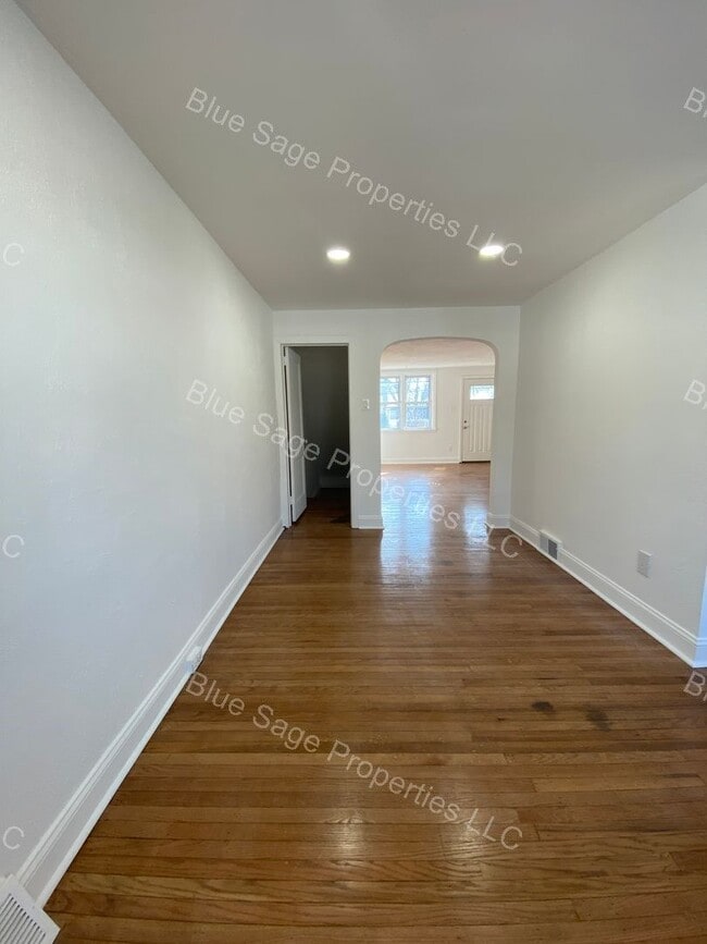 Building Photo - Beautiful 3 Bedroom, 1 Bath in Upper Darby