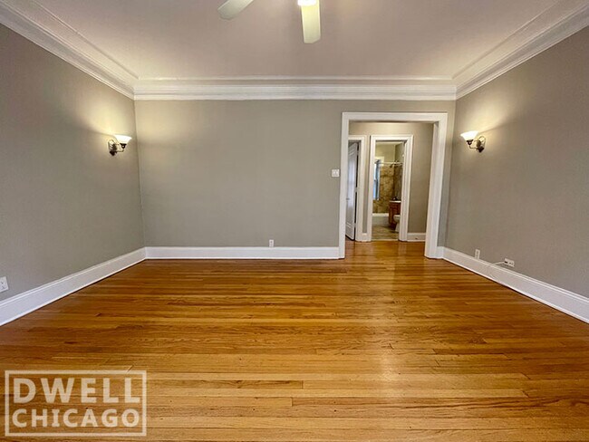 Building Photo - 1509 Hinman Ave
