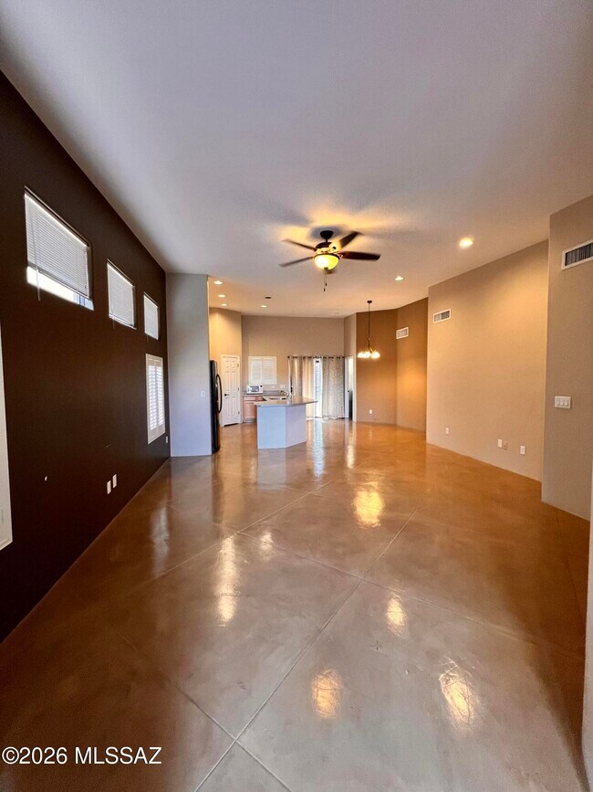Building Photo - 3110 N Ave Del Clarin