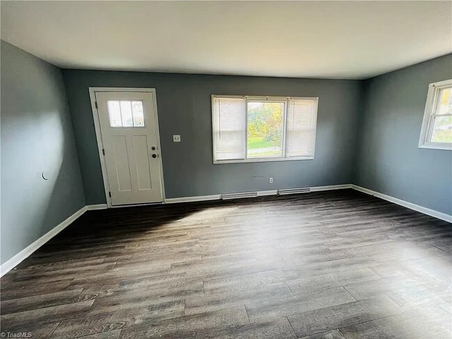 Foto del edificio - 514 Merritt Dr