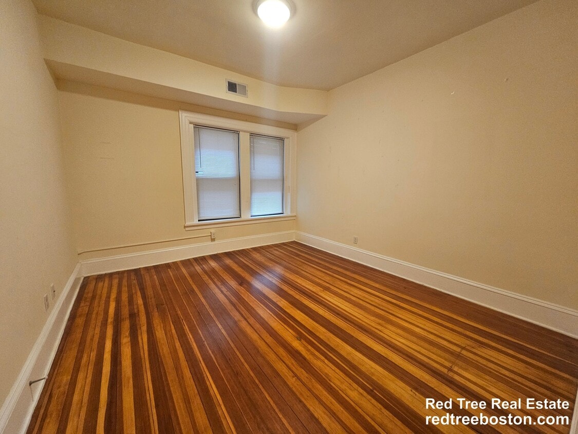 Photo - 1463 Beacon St. Unit 23