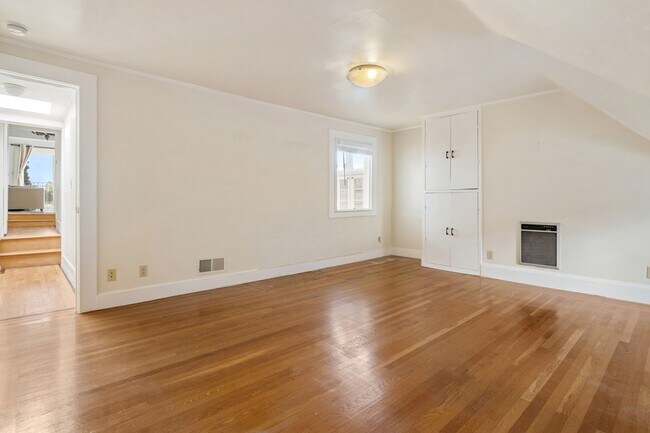 Foto del edificio - 1264 Sacramento St