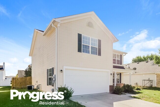 Building Photo - 8325 Bluestem Ln