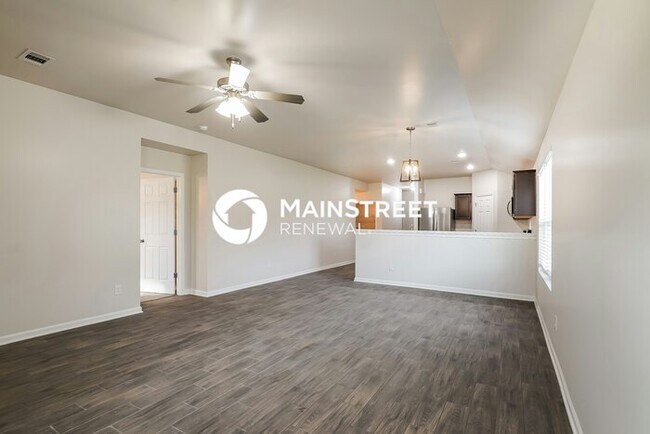Building Photo - 4 Bedroom Pet-Friendly Home in MONTEVALLO,...