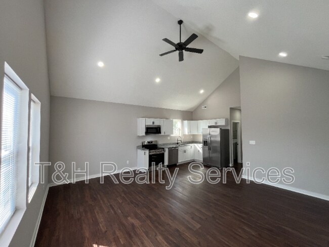 Building Photo - 1606 Quill St