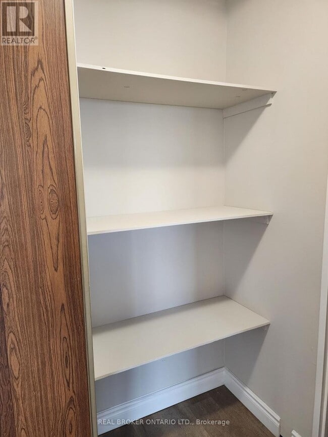 Building Photo - 97 Nonquon Rd