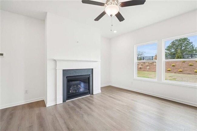 Building Photo - 536 Silverleaf Trl