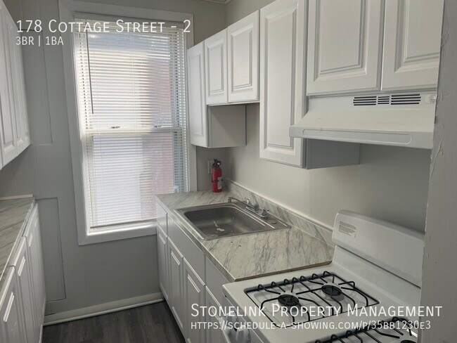 Building Photo - 178 Cottage Street
