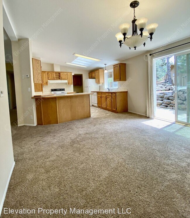 Building Photo - 3 br, 2 bath House - 60893 Duke Lane