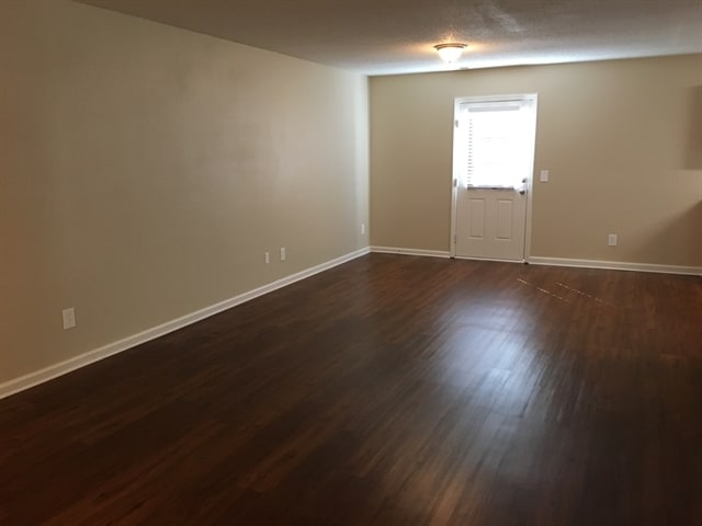 Building Photo - 13 Holly Springs Cir