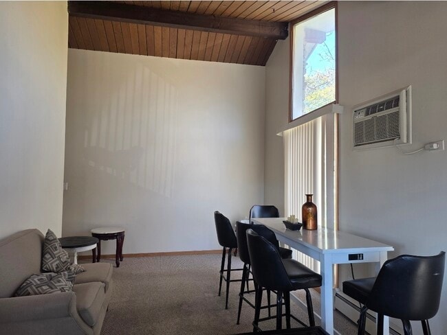 Building Photo - 6101 W 64th Pl