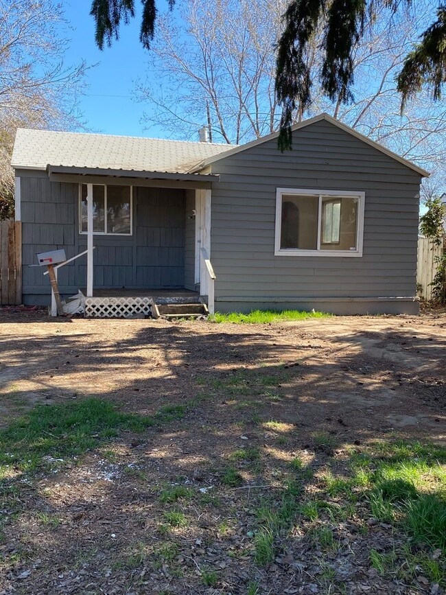 Building Photo - 509 N 26th Ave