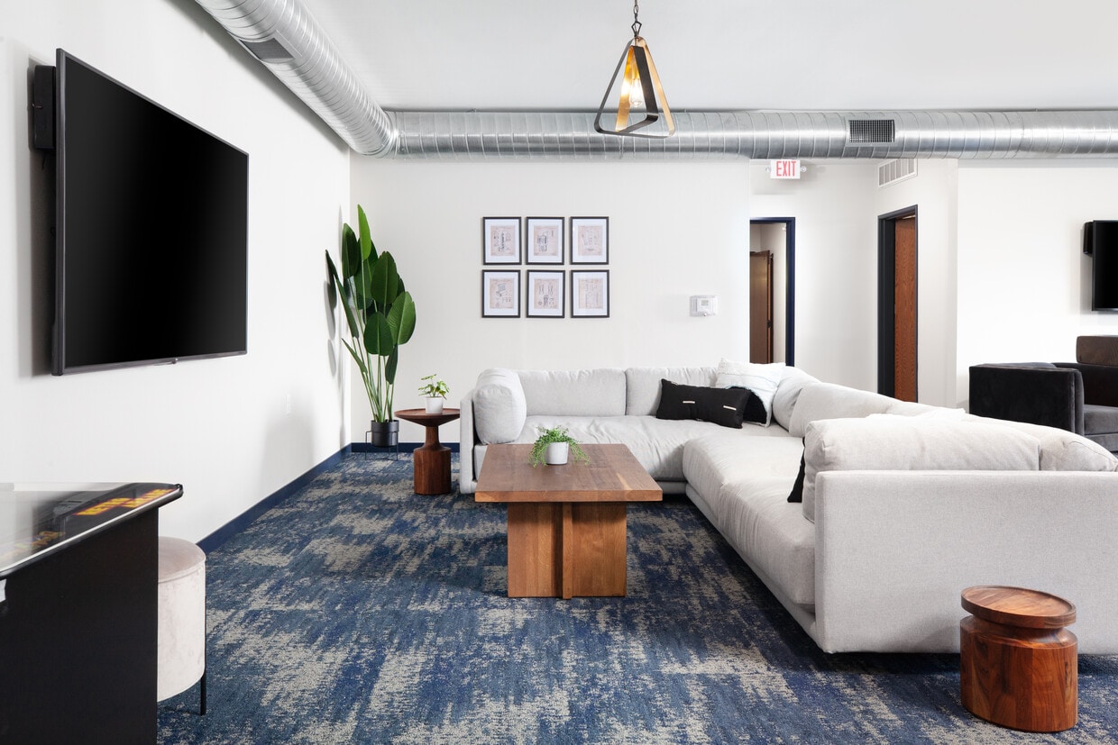 DECO Apartments Apartments in Shakopee, MN