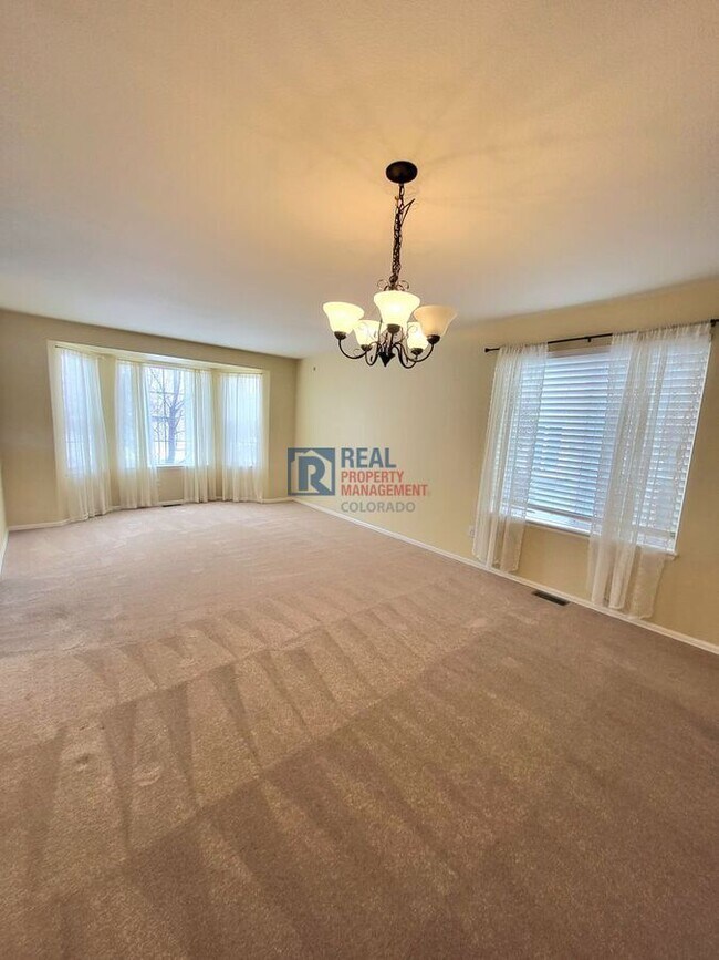 Foto del edificio - 8408 Blackgum St