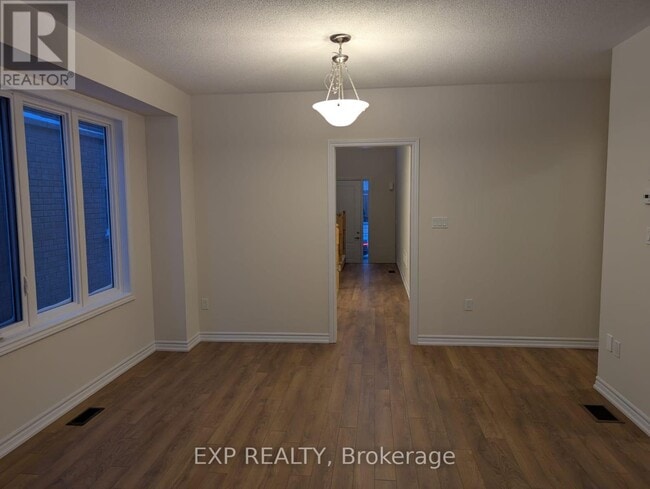 Building Photo - 138 Sanders Rd