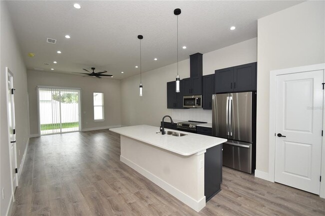 Building Photo - 20 Uniondale Pl