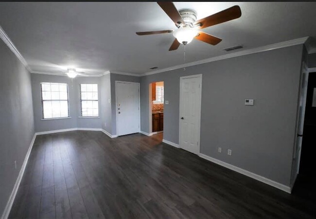 Building Photo - 7122 Premont Dr