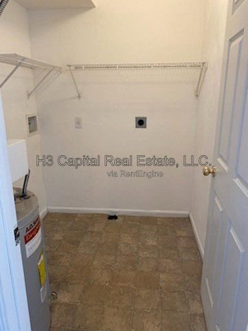 Foto del edificio - 6040 Old Collinsville Rd