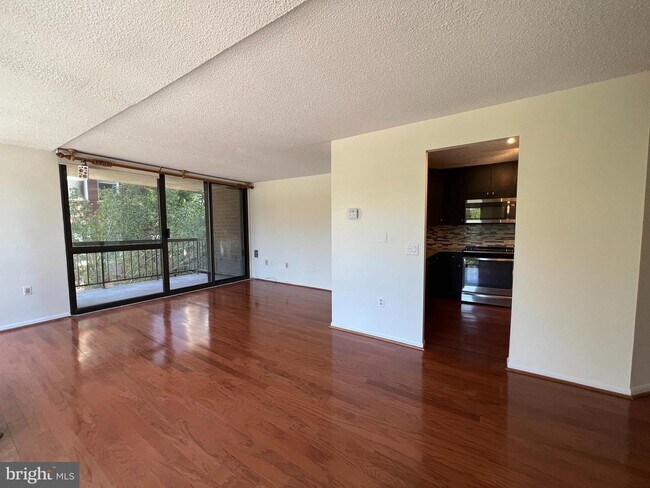 Foto del edificio - 233 S 6th St