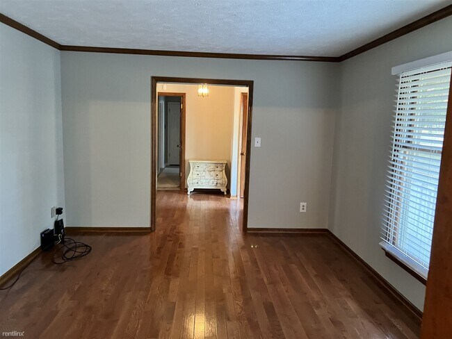Building Photo - 3 br, 2 bath House - 5813 Pettigrew Drive
