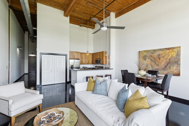 Building Photo - The Lofts of Greenville