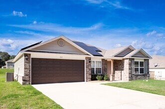 Building Photo - 44 Dunnaway Dr