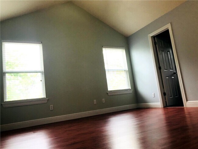 Foto del edificio - 1652 W Cedar St