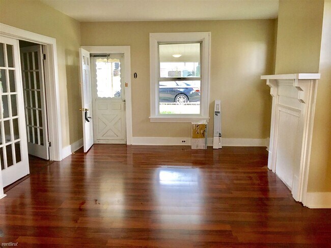 Building Photo - 3 br, 1 bath House - 460 Fayette Street