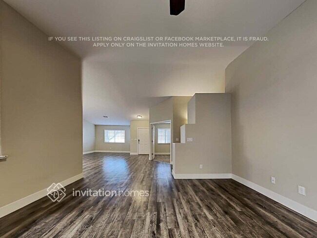 Building Photo - 531 Trocadero St